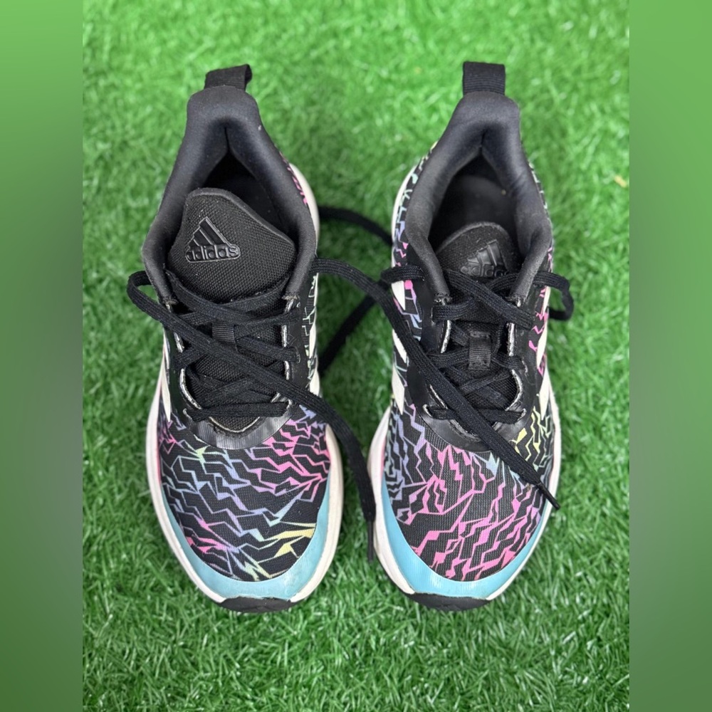 Adidas Women’s Black and Multicolor Sneakers‎ Size 3.5